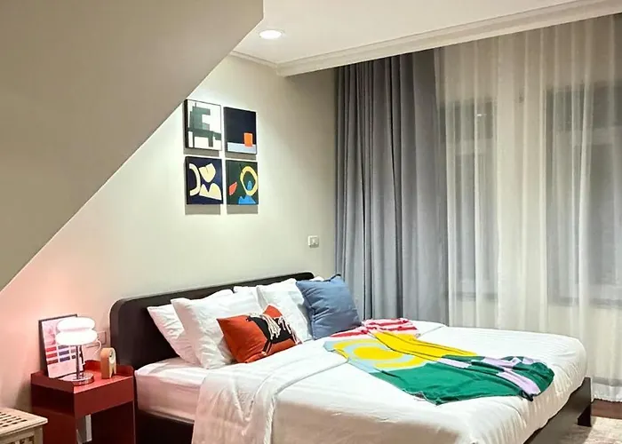 Nueng Rana Twin Two Private Homes Yaowarat *