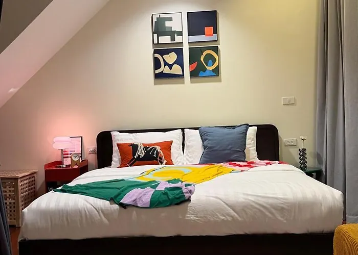 Apartment Nueng Rana Twin Two Private Homes Yaowarat