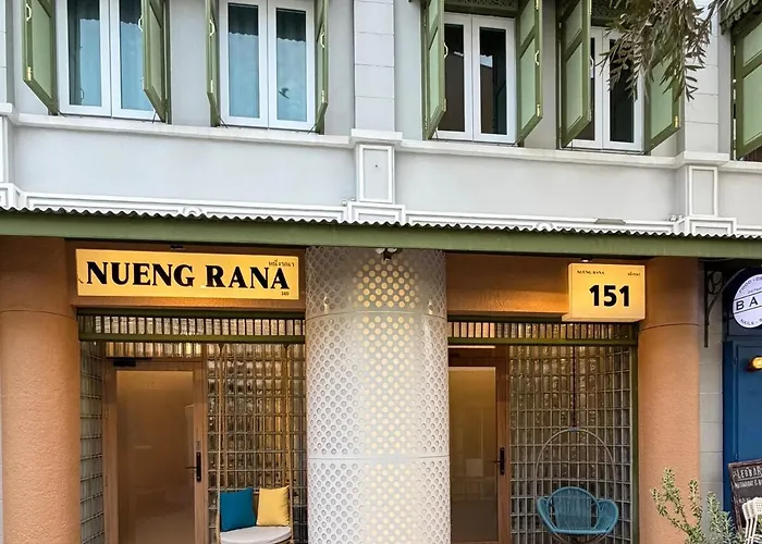 Nueng Rana Twin Two Private Homes Yaowarat Bangkok